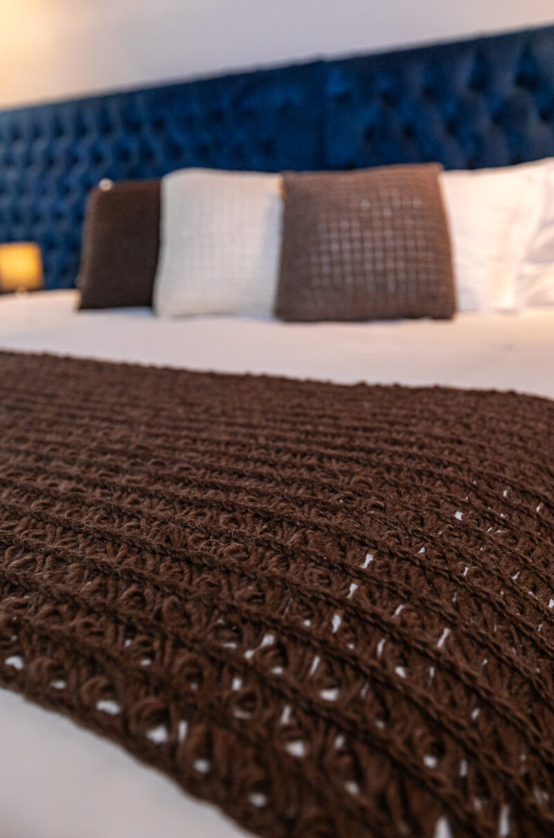 Manta Pé de Cama Crochet Peruano Lã Natural - Imagem 8