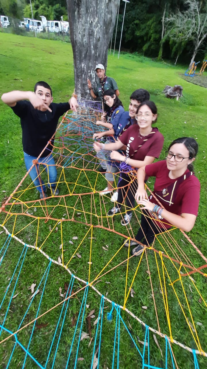 Atividade com cordas – Grupo Escoteiro Oyaguara