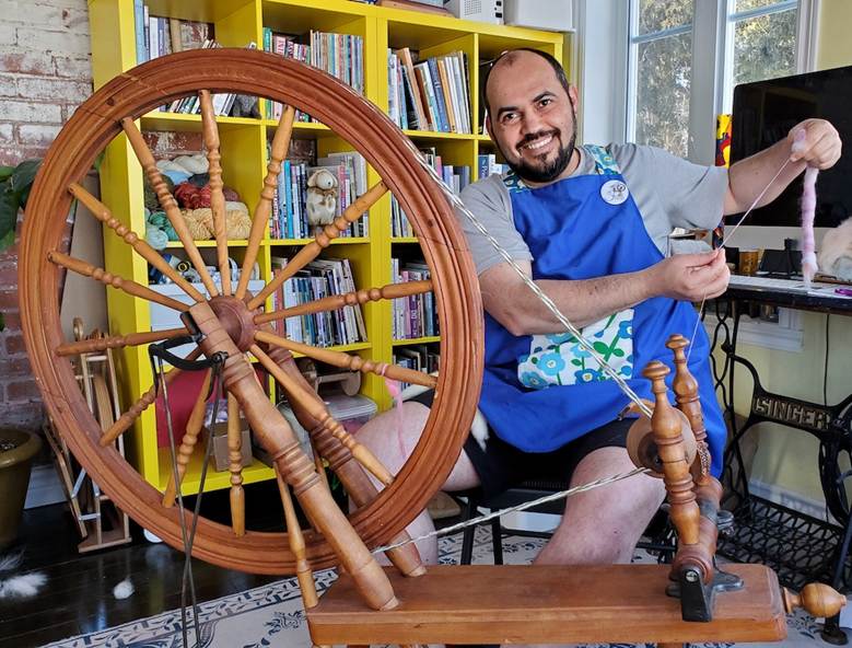 Iniciação à fiação – Como começar a fazer seu próprio fio – Marcelo Martins – makeloostudio